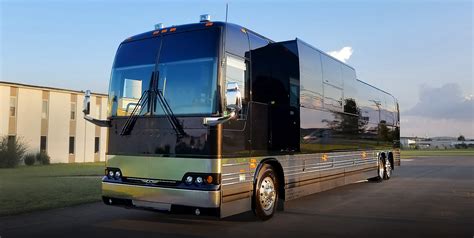 entertainer tour bus rental